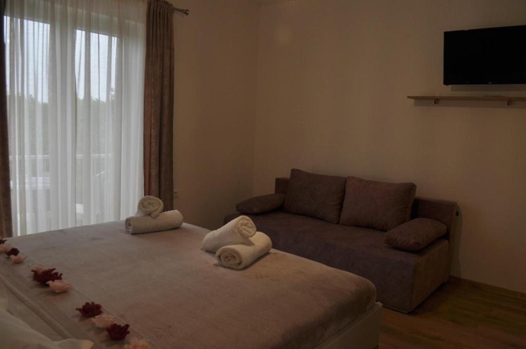 Apartments Ratko Tucepi Bagian luar foto